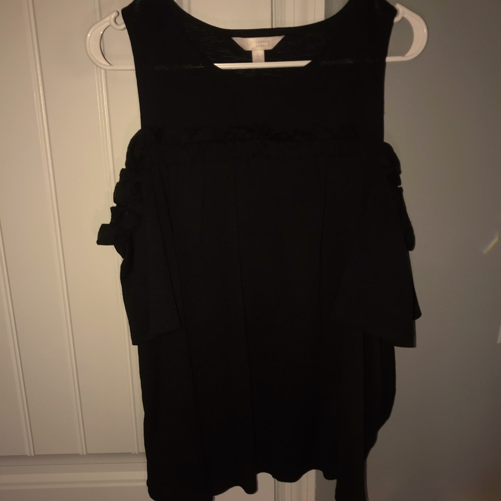 250) Lauren Conrad cold shoulder blouse NEW